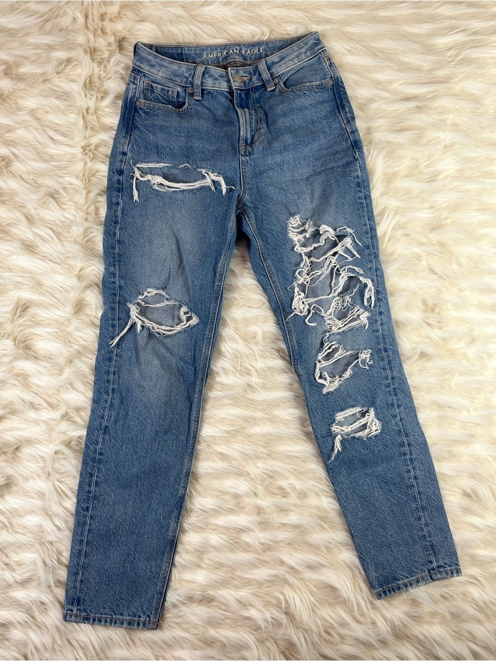 American Eagle 00 Mom Jeans Women's 24x27 High Rise Mom Jeans Light Wash